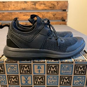 Five Ten Access Knit W Size 8